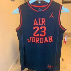 Air Jordan Jersey (Black youth 10-12)